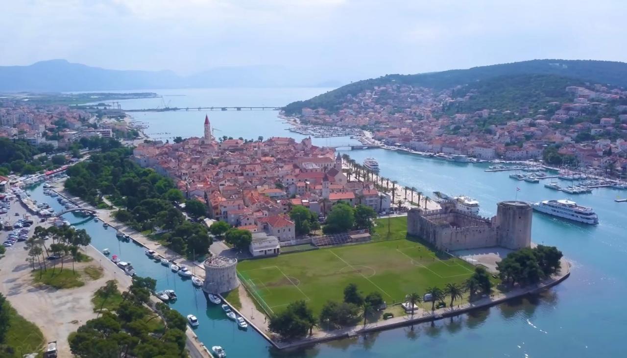 Villa Mira Trogir Extérieur photo